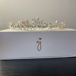 Untamed Petals (Everly): Salt Water Pearl Bridal Crown/Tiara